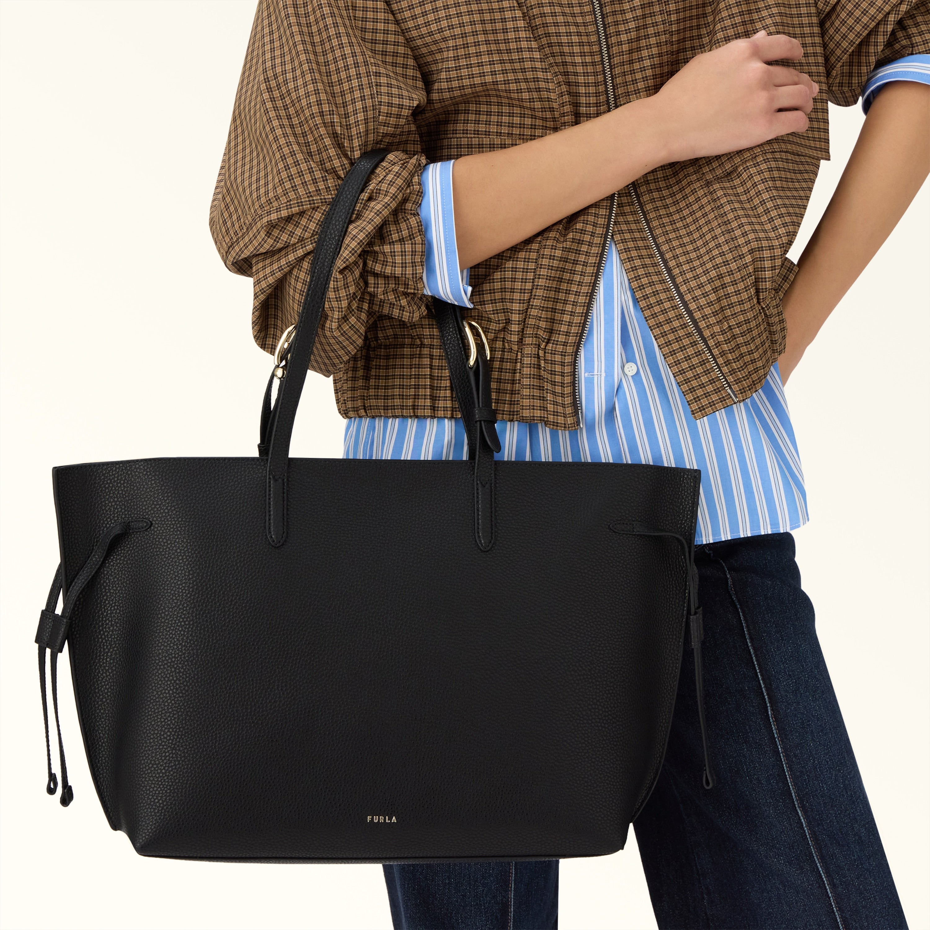 Furla Women's Bag Black NE3924S – Black Leather Women's Bag